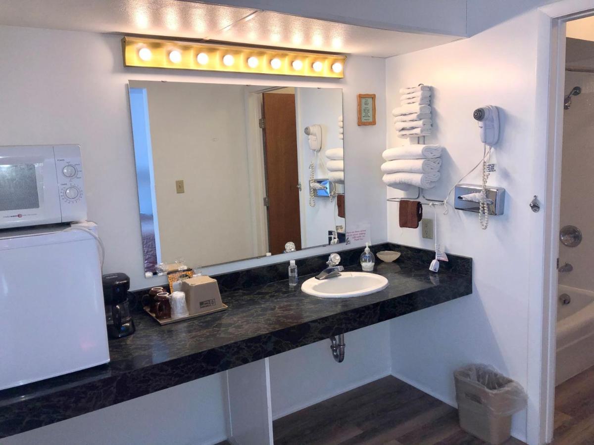 Budget Host Inn Ironwood Εξωτερικό φωτογραφία