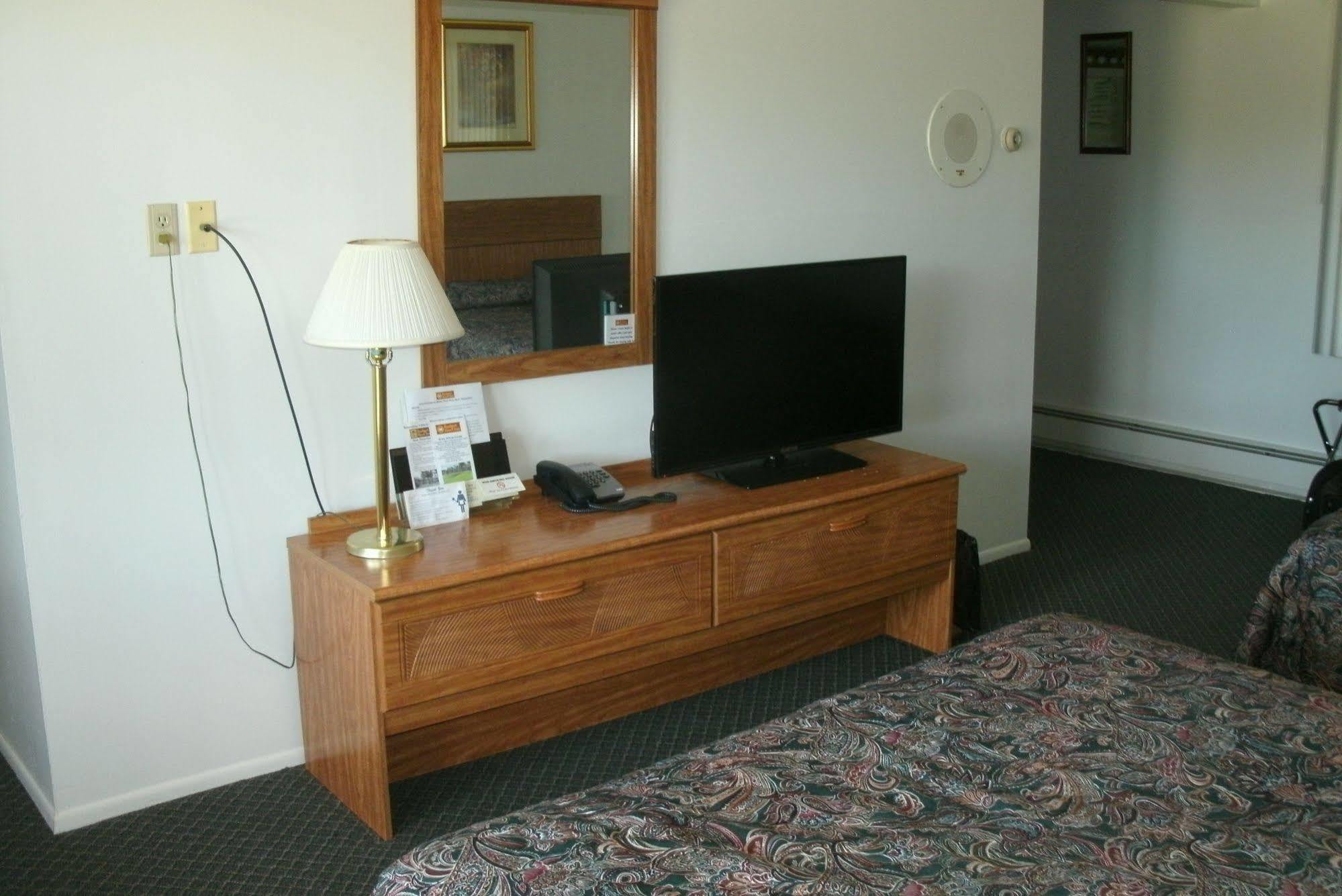 Budget Host Inn Ironwood Εξωτερικό φωτογραφία